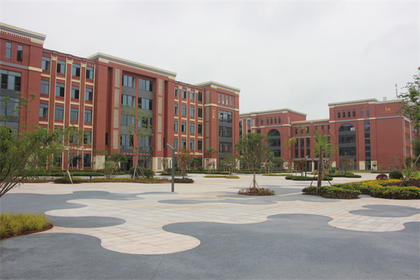 眉山衛(wèi)生職業(yè)學(xué)校校園環(huán)境